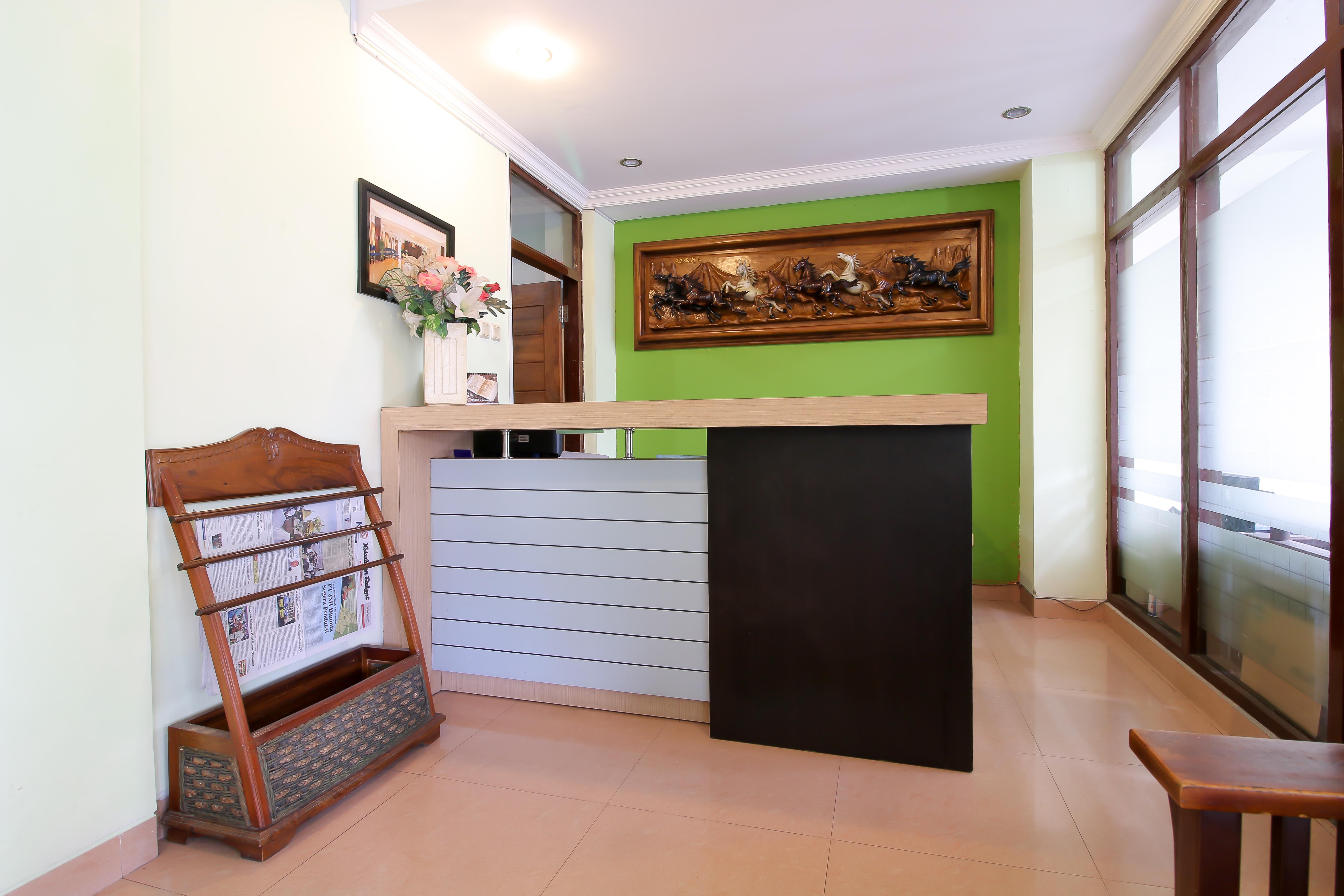 Reddoorz Plus @ Taman Siswa 2 Yogyakarta Exterior photo