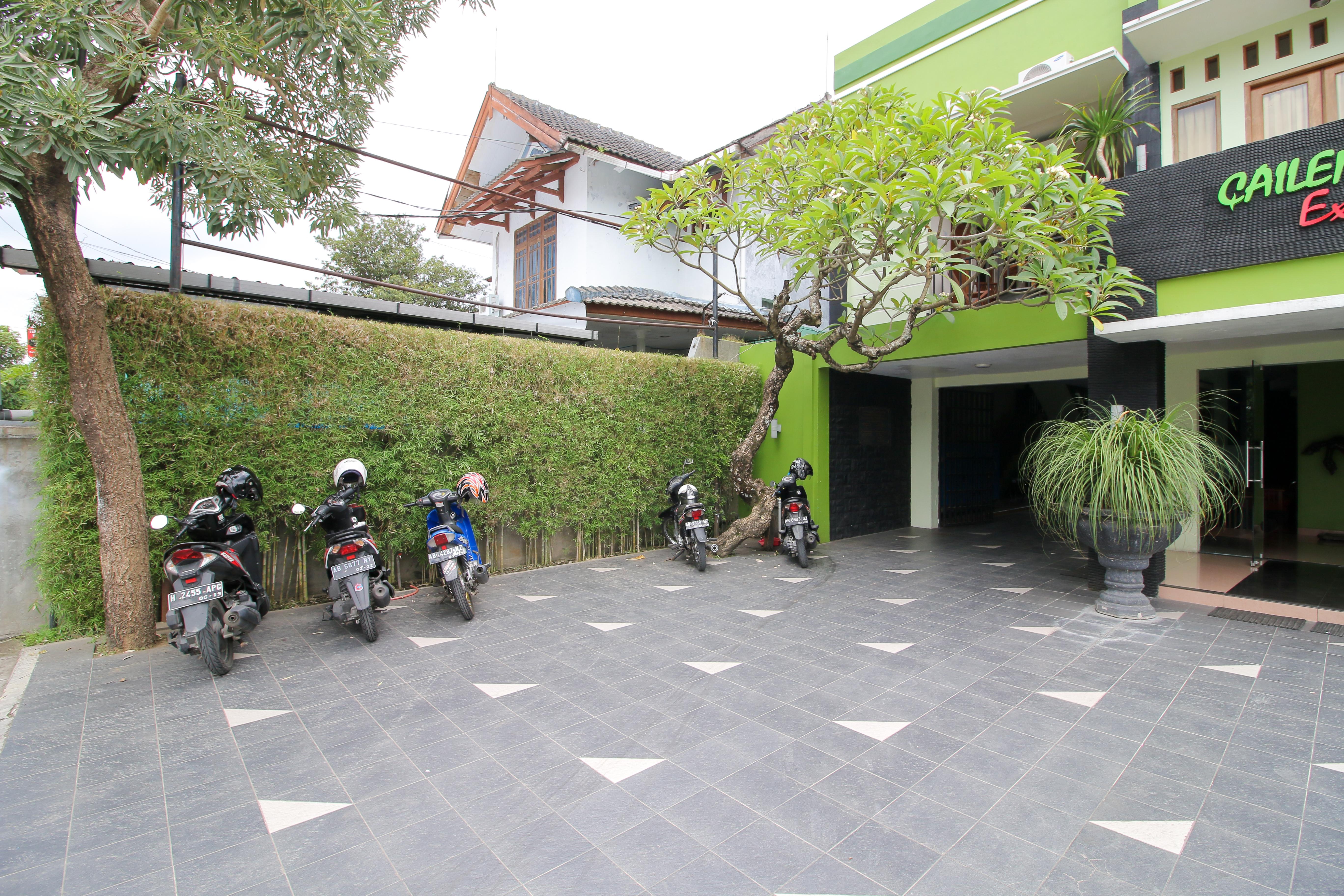 Reddoorz Plus @ Taman Siswa 2 Yogyakarta Exterior photo
